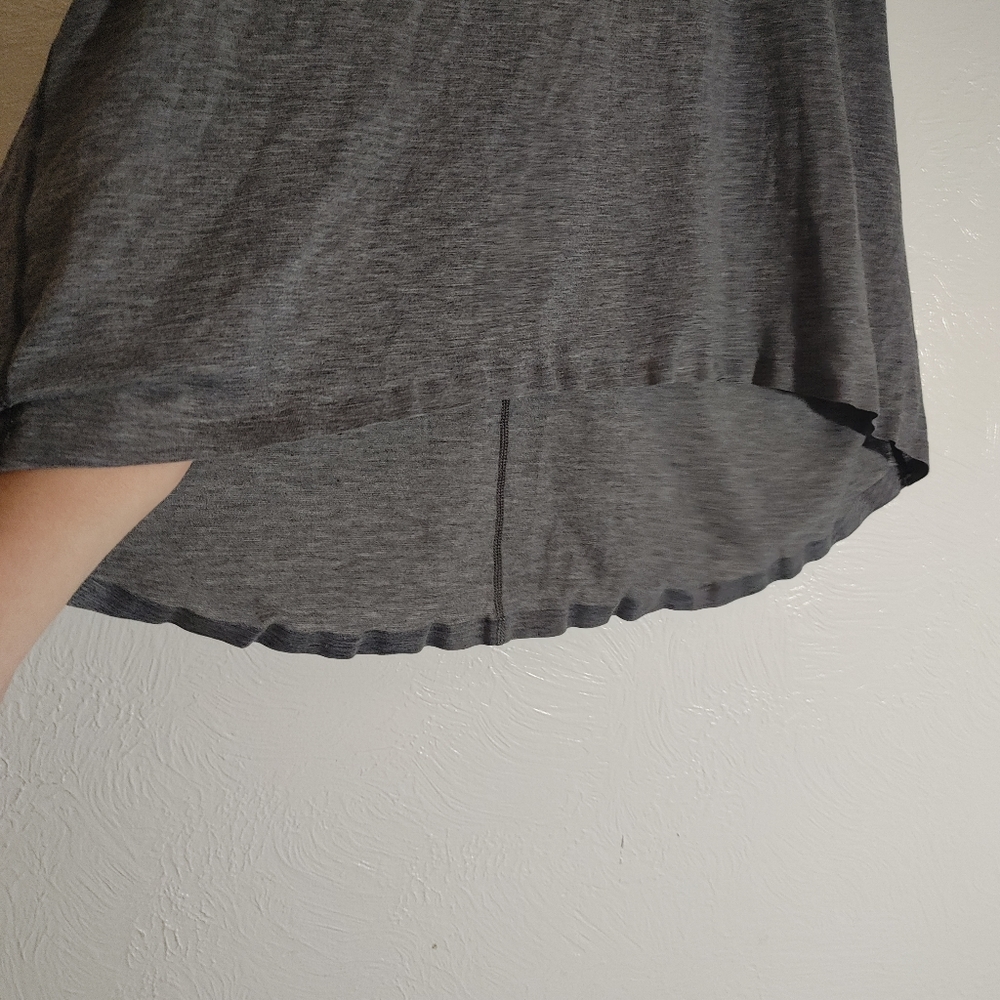 lululemon Tank - Picture 3 of 8